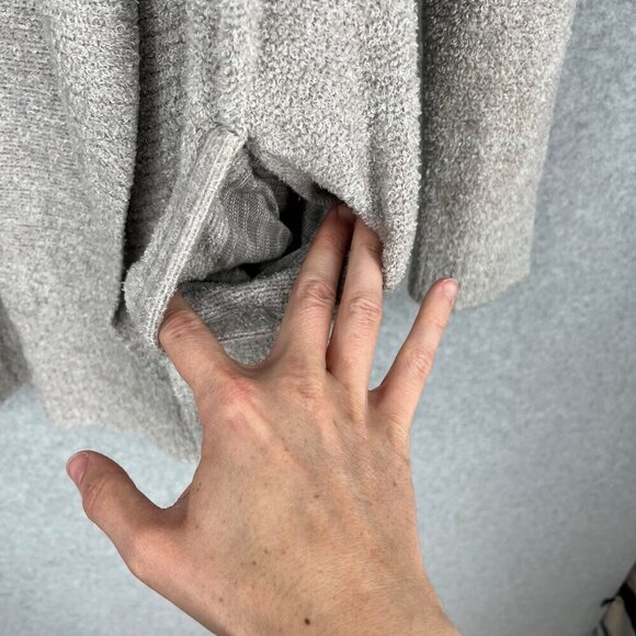 Barefoot Dreams CozyChic Lite Circle Cardi Size M Tan Light Neutral Pockets EUC - Picture 3 of 11